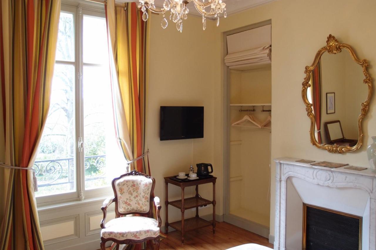Château de Launay Méry-Corbon Cameră foto
