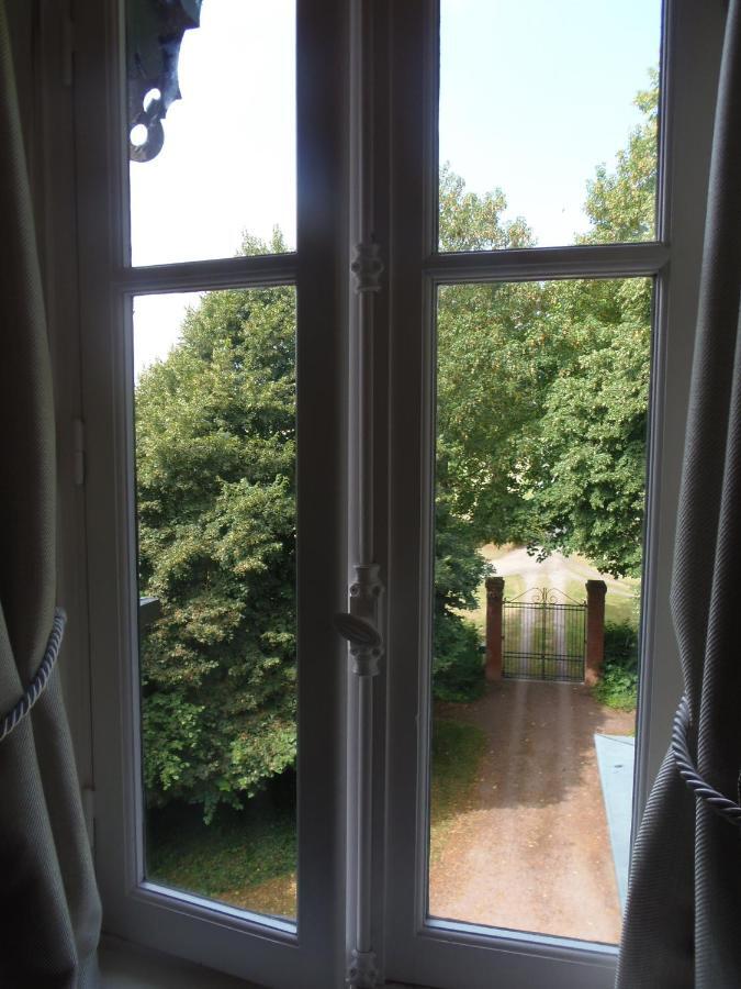 Château de Launay Méry-Corbon Cameră foto